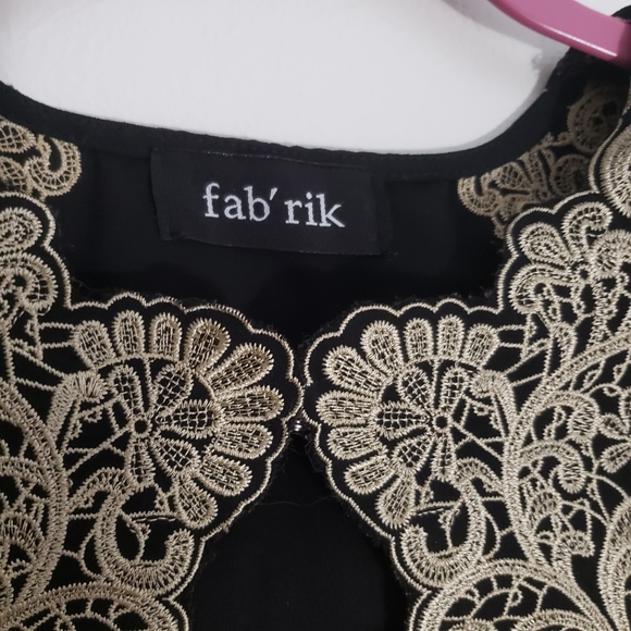 Lace embellished peplum top - Picture 4 of 7